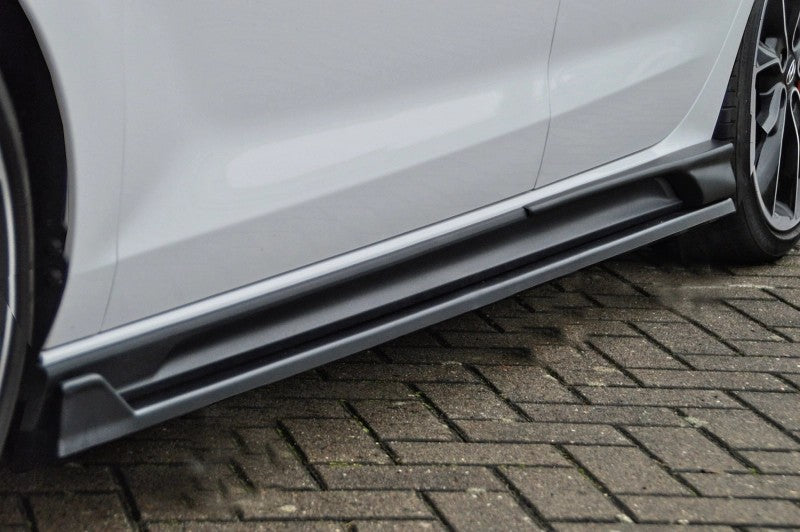 RaceSeitenschwellermitSchachtfürHyundaiI30NFastbackabBj.2017-Tuningteile.kaufen