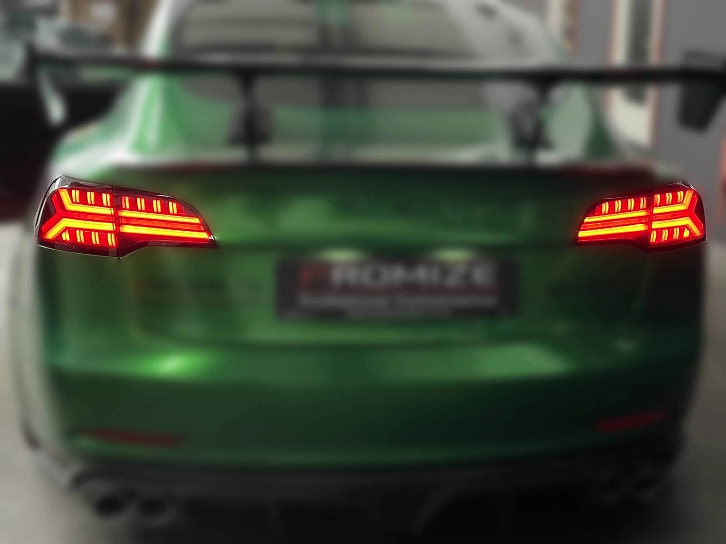 TeslaModel3:DynamicTailLampSet,FishBoneTailLightLHD