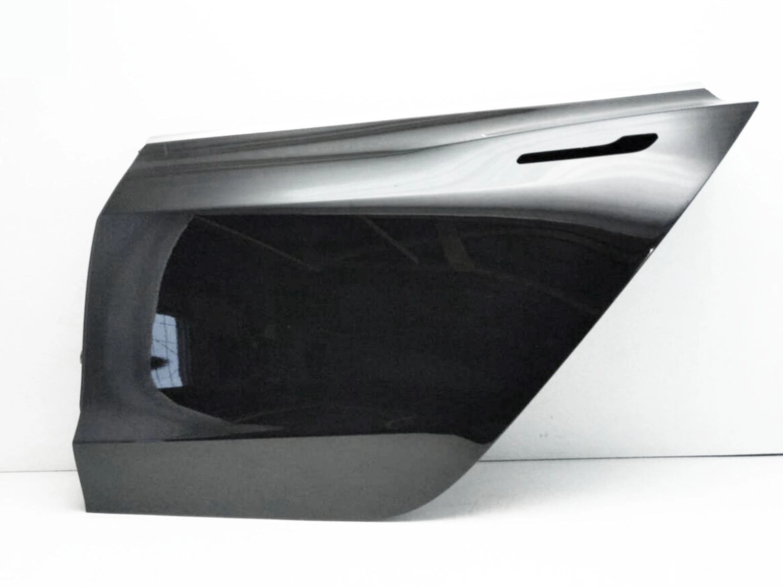 TeslaModel3:RearLeftDoorLH(1081441-E0-C,1081441E0C,1081441E0C)