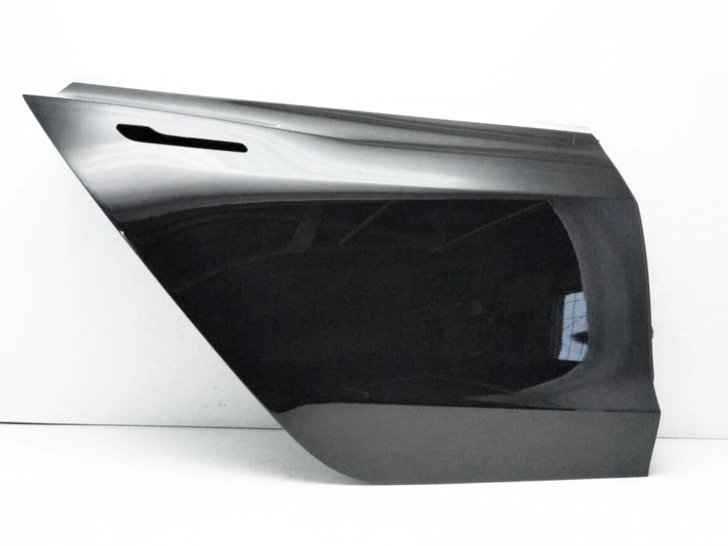 TeslaModel3:RearRightDoorRH(1081440-E0-C,1081440E0C,1081440E0C)