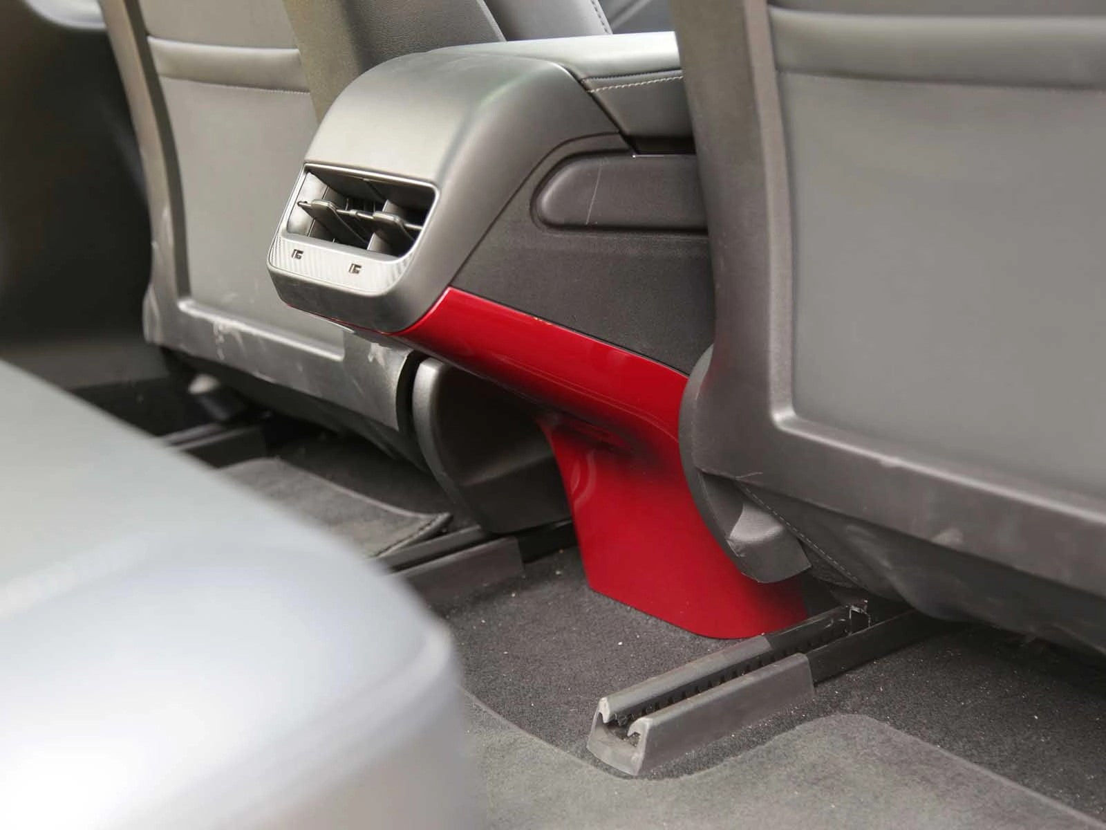 TeslaModel3:RearSeatAircoProtectionStandTrim(ABS+Coating)