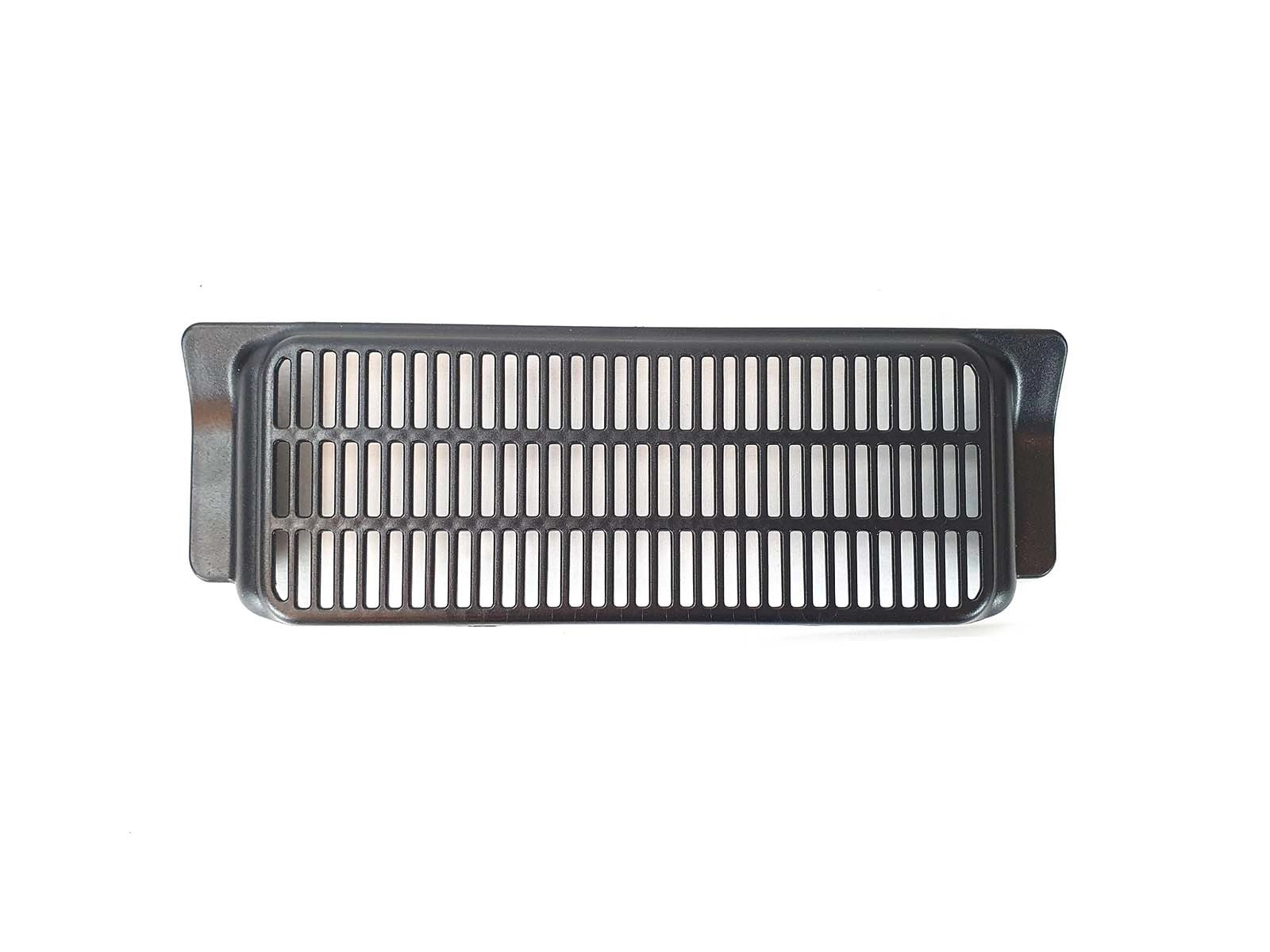 TeslaModel3:RearSeatAirOutletGrille
