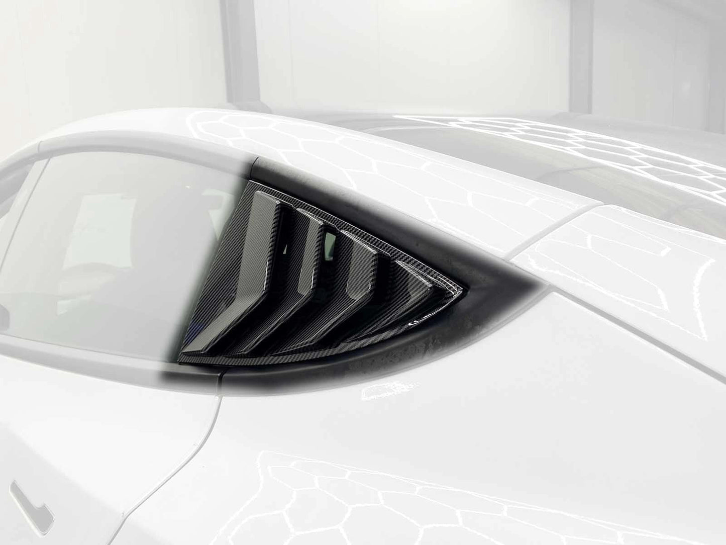 TeslaModel3:RearSideWindowLouverCover