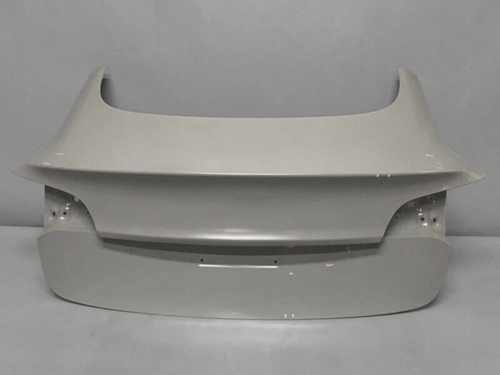 TeslaModel3:RearTrunkLidCoverBonnetPanel(1081460-E0-C,1081460E0C,1081460E0C)