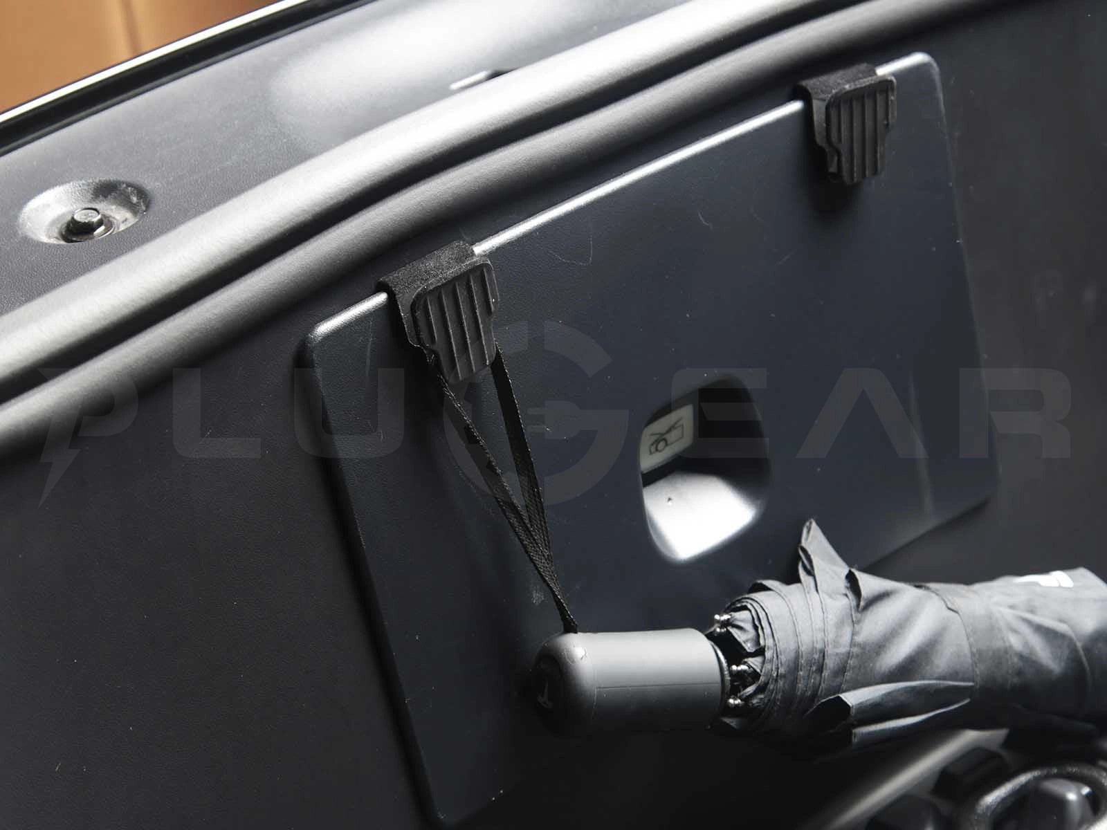 TeslaModelY:FrunkGroceryHook